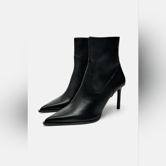 ✨️Zara✨️POINTED-TOE HEELED ANKLE BOOTS - Picture 3 of 16